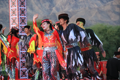 塔吉克族舞蹈视频